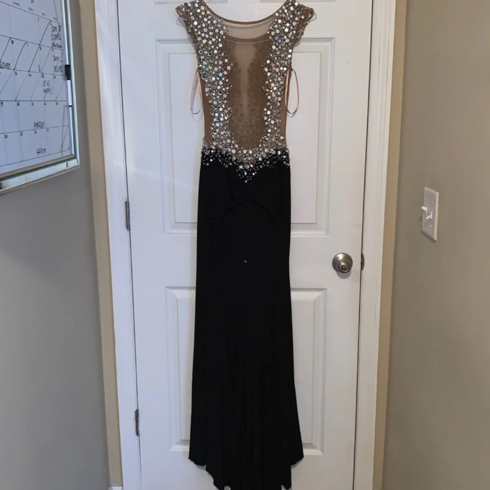Prom Dress - Picture 4 of 5